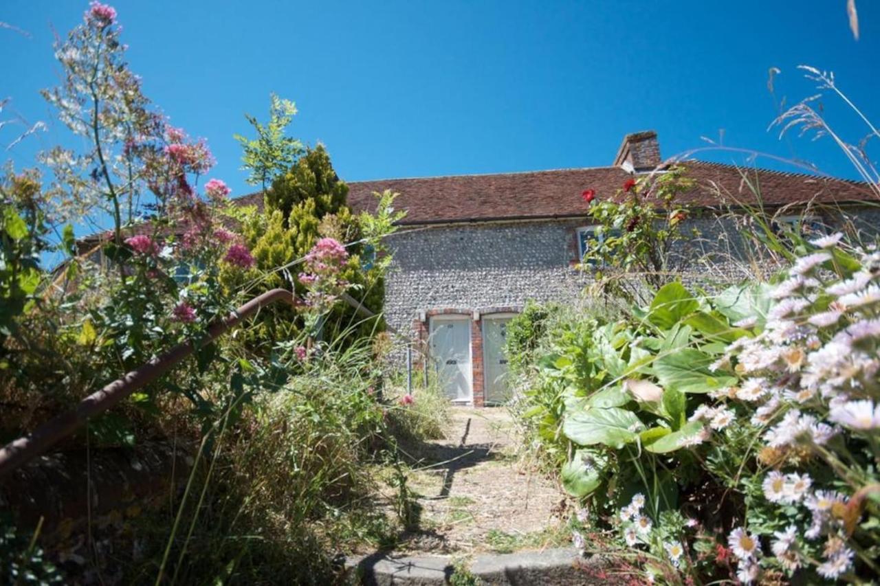 Wish Cottage Ratton Exterior foto